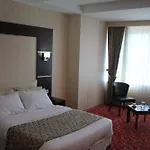 酒店 Grand Temel 3*